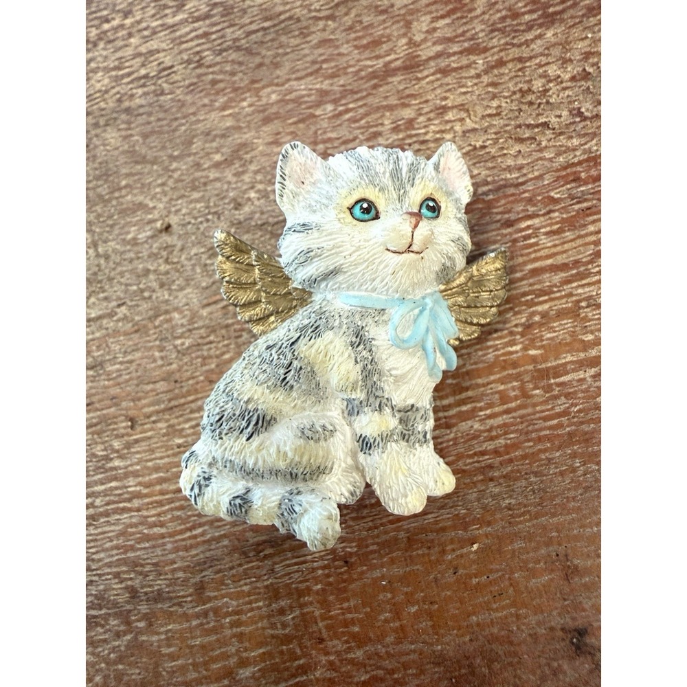 VTG Avon Angel Pet Kitty Cat‎ Pin Resin 1 3/8" 1999 Kitten Gold Wings Green Eyes